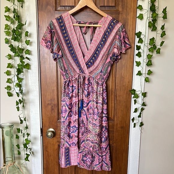 Bigg Bull Dresses & Skirts - SILK Blend Bohemian Boho Tie Neck Pink Paisley Midi Dress